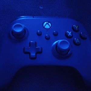 Wireless Black Gaming Controller